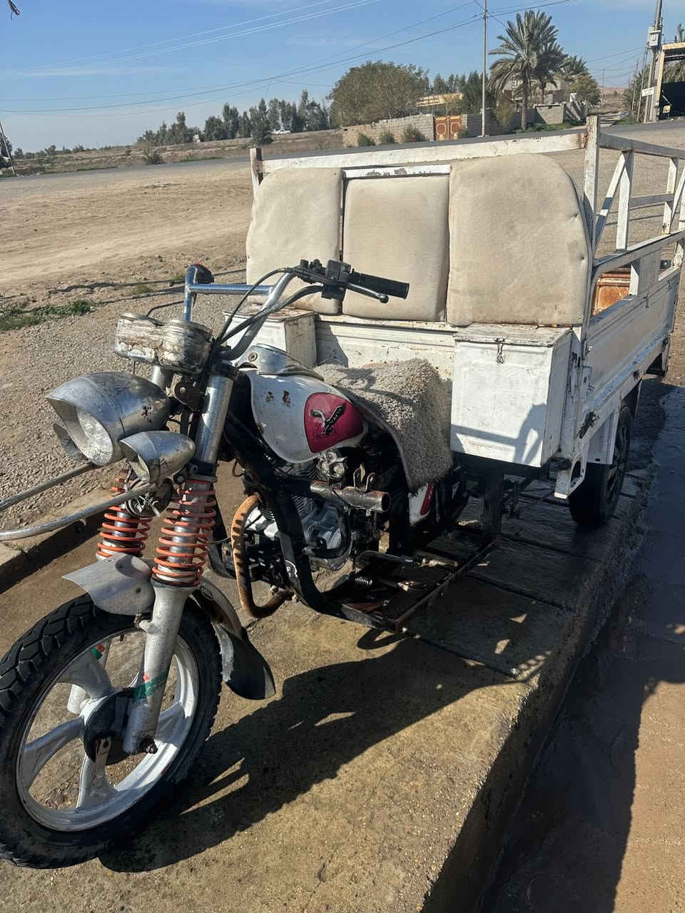 2014
تايرات كلهن جدد
محجر وياهة 
مكينة 25 مامفتوحة 
بريك جديد 
ضفيرة جديدة كهربائيات شغالة
اوراق اصولية مدفوع كمرك
ضهر مدوشم 
دبلات امامية شغالات
شراي اتصل واتساب او دلل 
***********
