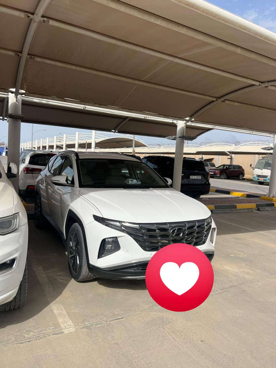 سلام عليكم
للبيع سياره توسان
وارد خليجي
تحكمات ستيرن مانع انزلاق
بصمه تشغيل عن بعد
موديل 2024 
ماعده شبر بارد بجنطه 
السياره جديده 
رقم اربيل 
الشراي يتصل عله الرقم 
***********
بي وتساب
