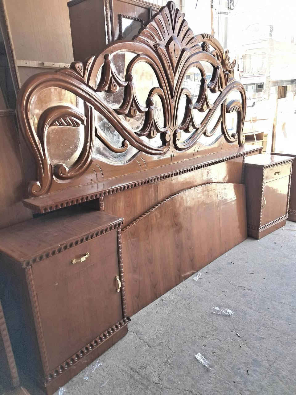 السلام عليكم
غرفه تسكام وملحق  خشب خارج داخل  خمسه باب 
مابيها اي ضرر
سعر. 600وبيها مجال قليل 
العنوان بغداد البياع


**إذا كنت صاحب هذا الإعلان وتريد حذفه لأي سبب، رجاءا أرسل رسالة إلى الدعم الفني**