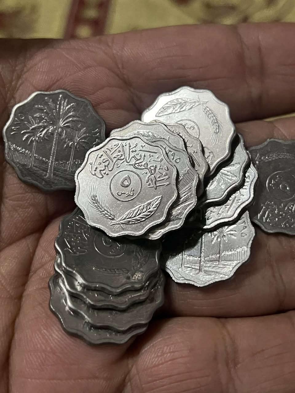 عملات عراقية وزن
٥ فلوس 
١٠ فلوس 
٥٠ فلس 
سعر الكيلو ٦٠٠٠
لايوجد توصيل مكاني الموصل


**إذا كنت صاحب هذا الإعلان وتريد حذفه لأي سبب، رجاءا أرسل رسالة إلى الدعم الفني**