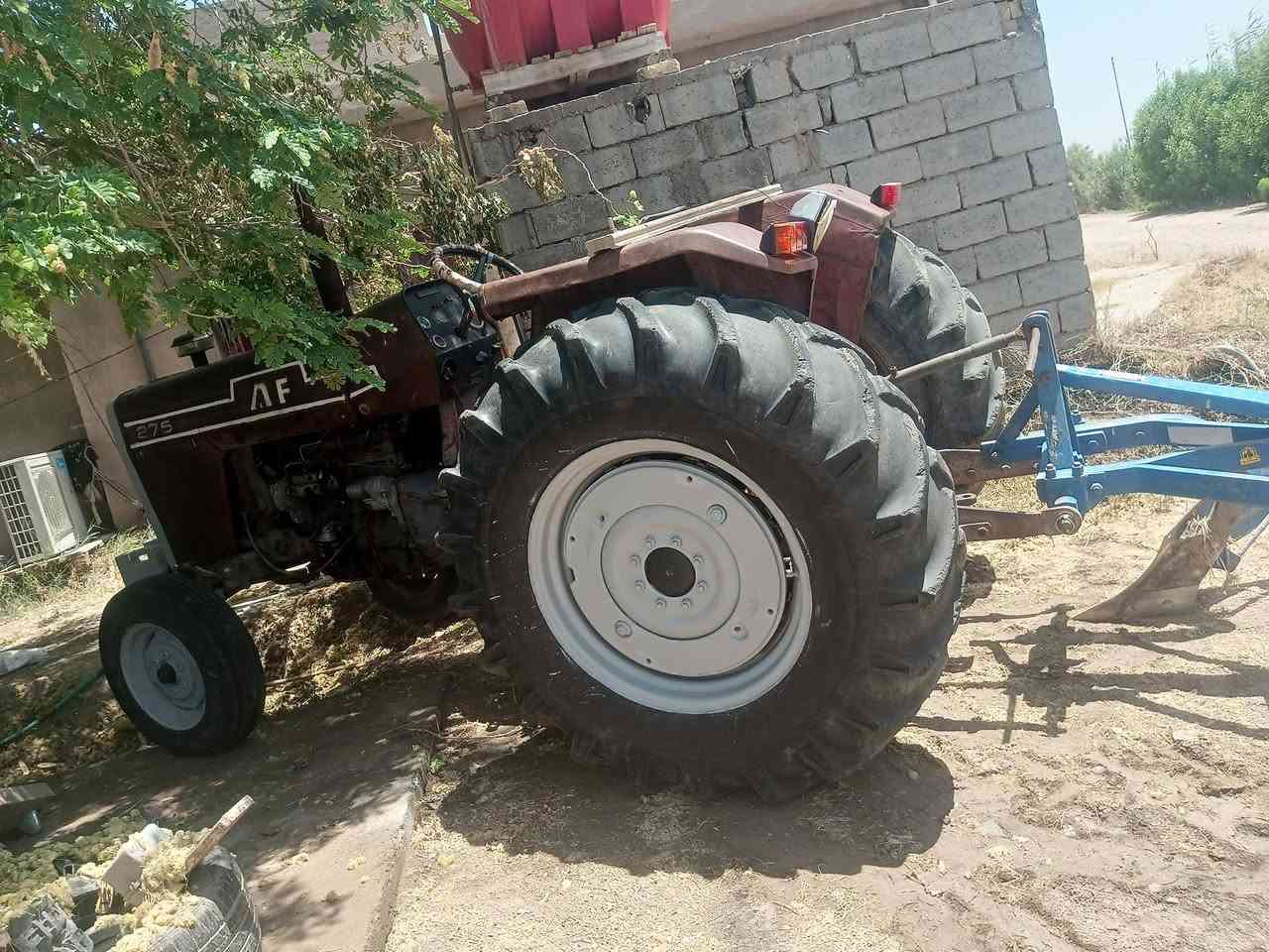 السلام عليكم فوركسن نكليزي حجم 275 كتاب شركه وضايع وتعهد بيه حكومه وعرب محرك جديد تخم تاير جديد كهربائية شغاله هدرليك شغال صدر جديد العنوان بغداد صدر اليوسفية ***********
