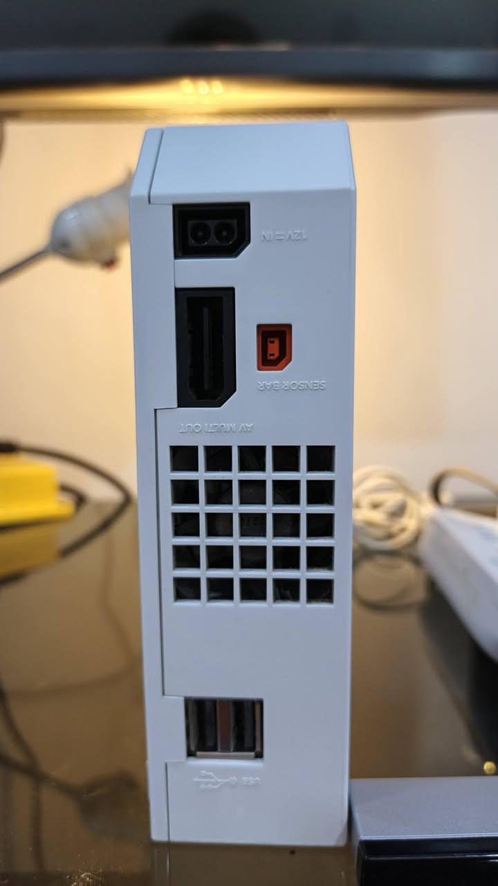 السلام عليكم احبتي الكرام يوجد جهاز Wii مع الملحقات كاملة شغال وعالفحص تاخذه جهاز نظيف مابي اي فطر وكسر عنواني بغداد الكرخ علي الصالح قرب الإسكان سعر الجهاز 65 الف قفل يوجد توصيل مجاني داخل بغداد للمناطق القريبة رقم الهاتف ***********
