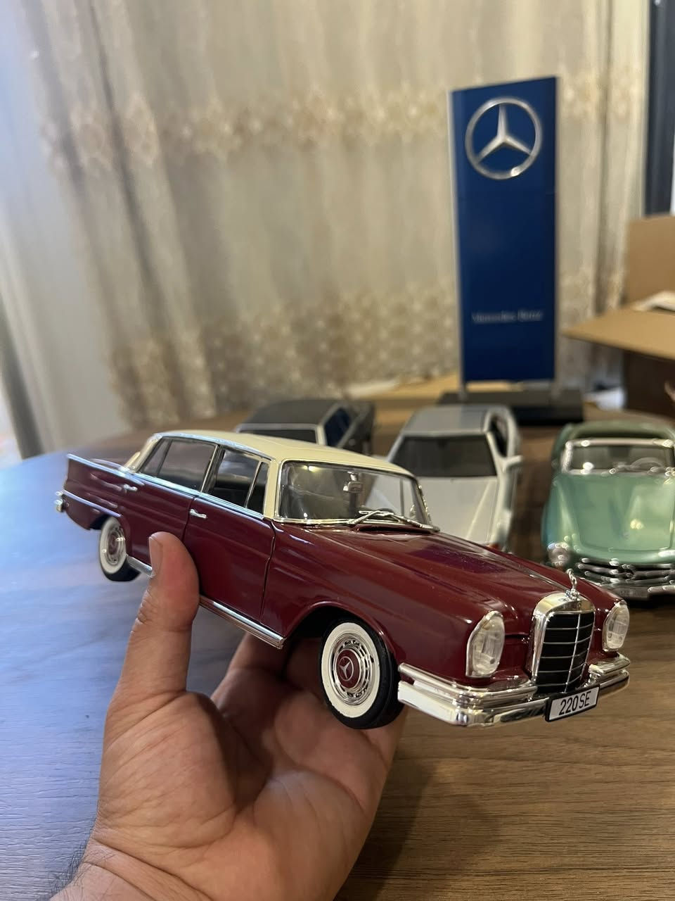 مرحبا اصدقائي
1/18
Mercedes-benz
190sl norev. 85$
500sl norev 85$
280ce norev(ابو جحيل تك باب)85$
220serevell. 75$

القطع بدون باكيت والنظافه مبينه بالصور
الاسعار النهائيه بدون تفاوض 
متوفر توصيل واستلام مباشر


**إذا كنت صاحب هذا الإعلان وتريد حذفه لأي سبب، رجاءا أرسل رسالة إلى الدعم الفني**