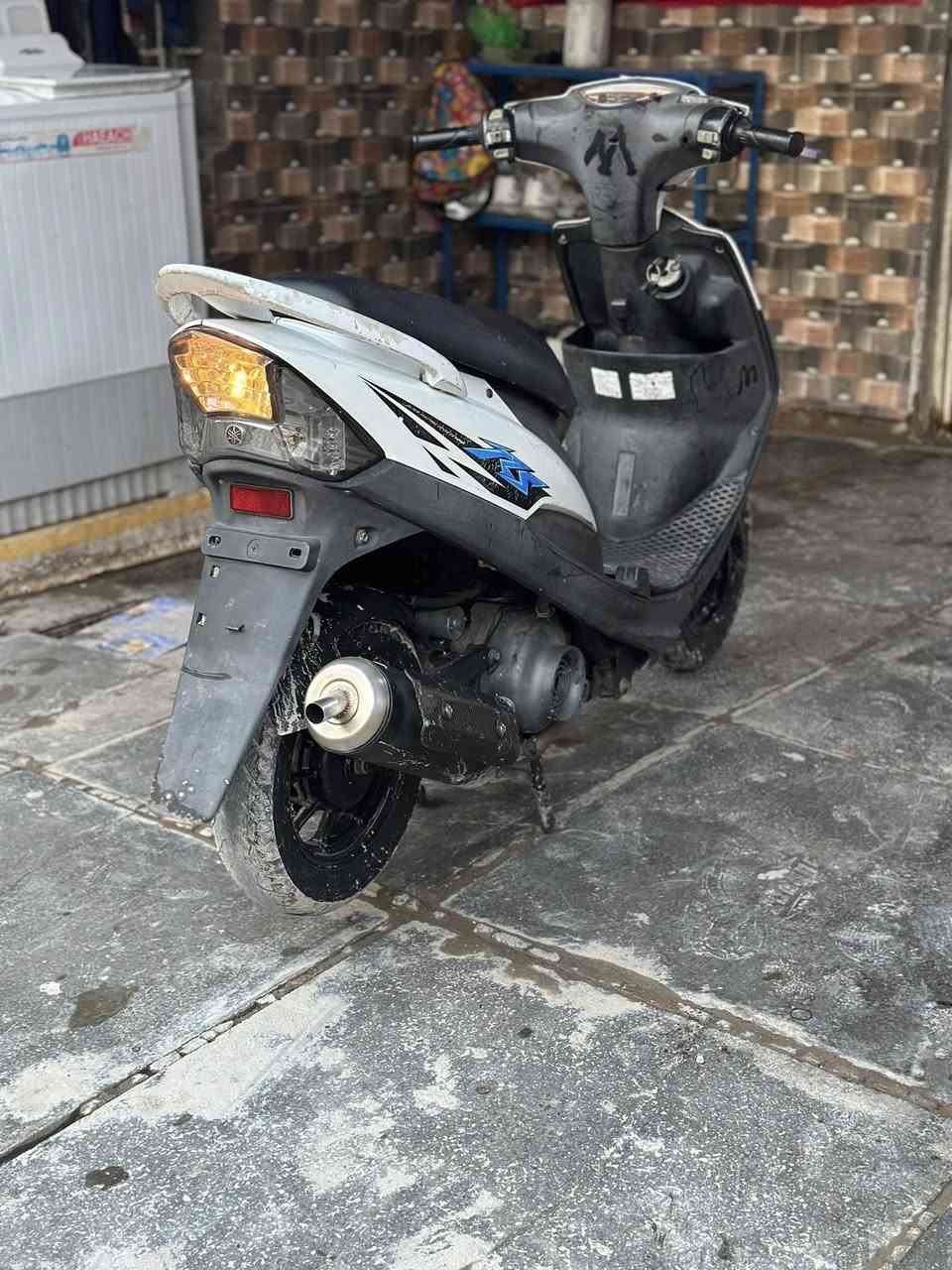 السلام عليكم
ماكس عدله لبيع 
بيه شايل اصلي 
وياله اصليله 
يدات بريك اصلي
صلنصه نحله 
صدر SHOwA
مكينه بلاديه وكفاله عامه 
سعر الدواجه ميلون وبيه مجال 
أي نقص ما بيه ***********
