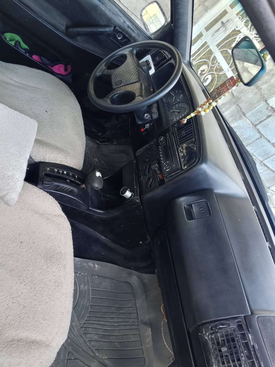 اسلام عليكم سياره كولف ياباني للبيع موديل 91سنويته 29 سعره 30او بيه مجال مكفوله من ظربه من كصه أي عيب شرعية مكفوله رقم الهاتف *********** اني بخدمتكم
