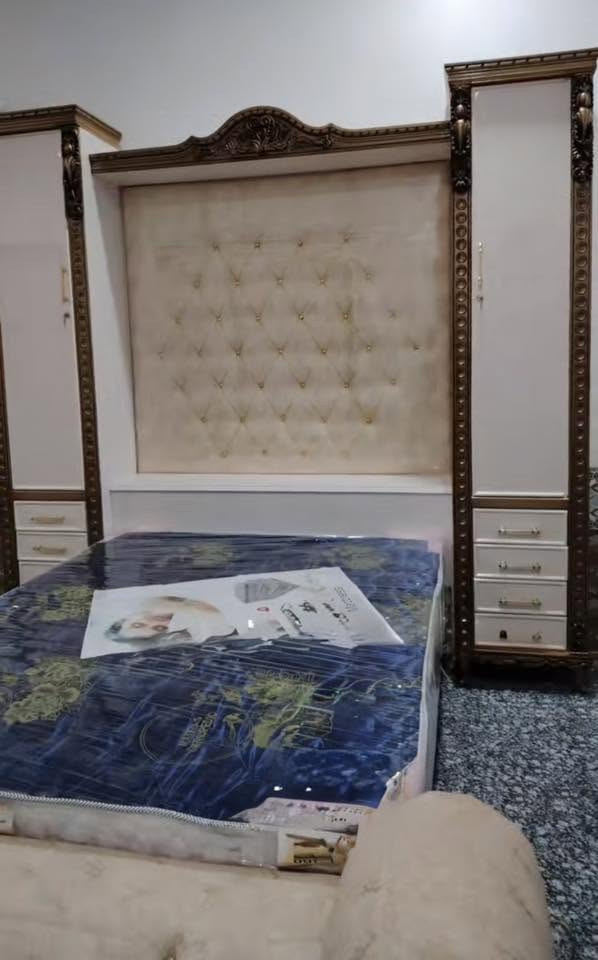 السلام عليكم غرفه للبيع تزكام الاصلي الخشب الثقيل للاستفسار اكثر الاتصال عل الهاتف ‭
‭0775 004 0415‬
