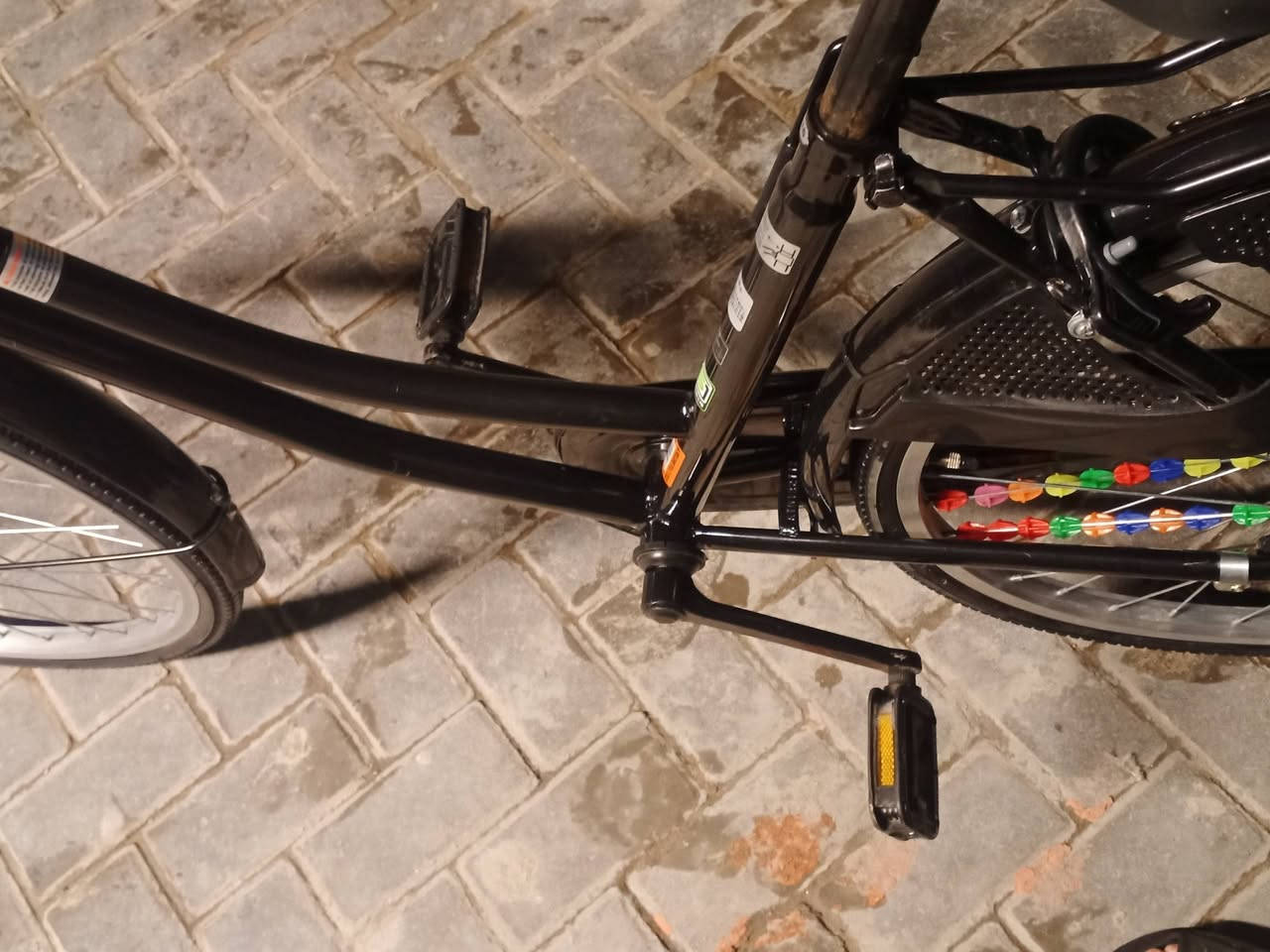 سلام عليكم باسكل للبيع مكان مدينه الصدر باسكل نضيف مابي اي تبديل سعر 130وبي مجال بسيط اي  استفسار على هاذ رقم 
*********** واتساب
