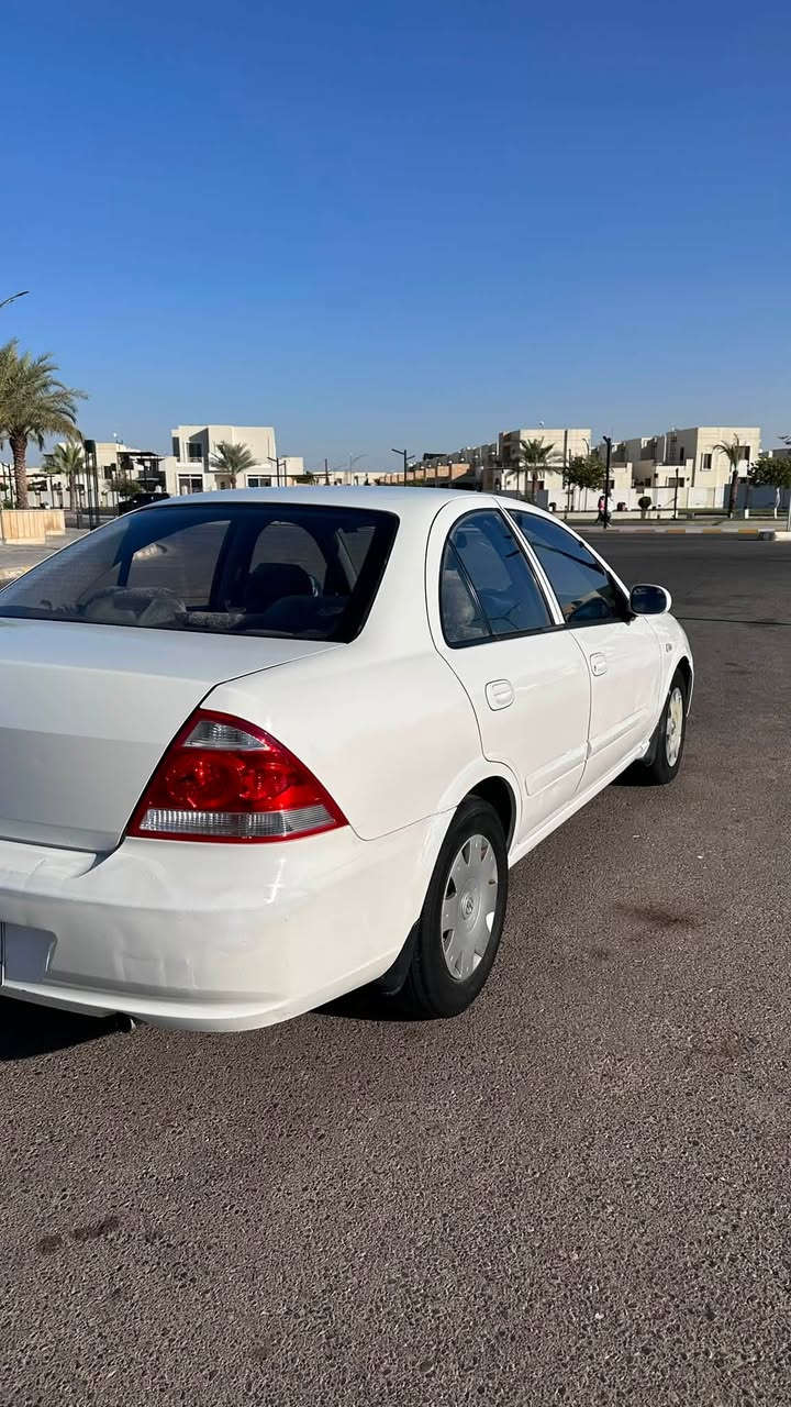 للبيع
نيسان سني كوري
موديل 2009 
محرك ابيض 1600
كير اوتماتيك ومحرك شرط 
صدر جديد 
تبريد ثلج
ما ناقصها اي شي جديده
السياره بيها جاملغ سكن صبغ ودوسه جوه الباب صبغ شبر 
وبيها شبرين بارد
رقم صلاح الدين الماني بأسمي شرط التحويل ثاني يوم
السياره مكانها تكريت
السعر 92 وبيها مجال 
الاتصال ***********
