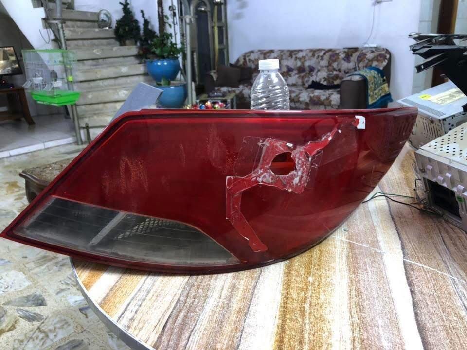 اكسنت مضلع للبيع سعر 80 الف ‏بغداد الدورة ***********
