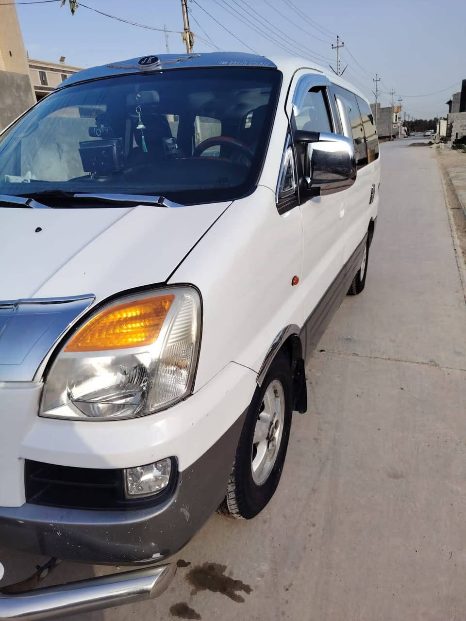 السلام عليكم 
ستاركس للبيع موديل 2002 محدث 2007 سياره رقم خصوصي كير اوتوماتيك محرك مسكر تدفئة تبريد كله شغال سياره كلشي ما ينقصه السعر ٨٥ ورقه وبيه مجال العنوان ديالى بعقوبه ام العظام 
***********
