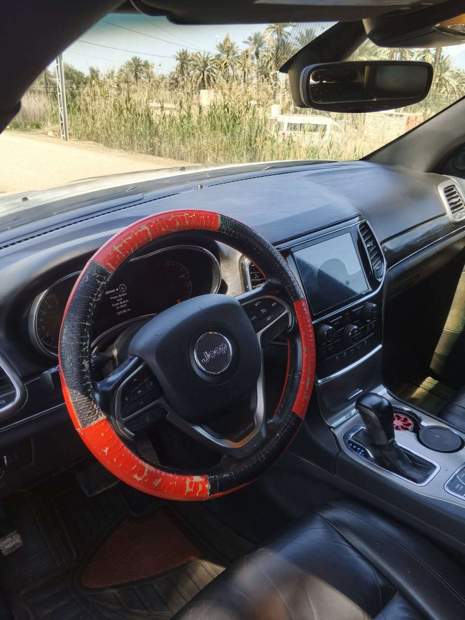 السلام  عليكم ورحمة الله وبركاته
‏‎‏‎       ——— لـلـبـيع  ———

جيب گراند شيروكي 2019 - Jeep Grand Cherokee

‏ لمتد 1/1 
-سيارة فول مواصفات 
-فور ويل 4×4
-حجم المكينه: 3600    v6
-رقم بغداد 
-مقاعد جلد 
-تبريد قطعتين 
-بصمة تشغيل عن بعد 
-شاشة كبيرة 
-كشنات جلد اسود
-كشنات تدفئة 
- كرسي السايق والراكب بحركه كهربائية 
-رادارات بالمريا
-تنبيه قبل الاصطدام 
-وضعيات قيادة 
فتحه سقف بنوراما 
-حادثهه من امريكا بنيد وجاملغ فقط  بدون لغود  بدون شواصي بدون اي شي  
السعر 240 ورقة
وبيها مجال للشراي
العنوان بابل الكفل 
للاستفسار اكثر   مراسله الصفحه


**إذا كنت صاحب هذا الإعلان وتريد حذفه لأي سبب، رجاءا أرسل رسالة إلى الدعم الفني**