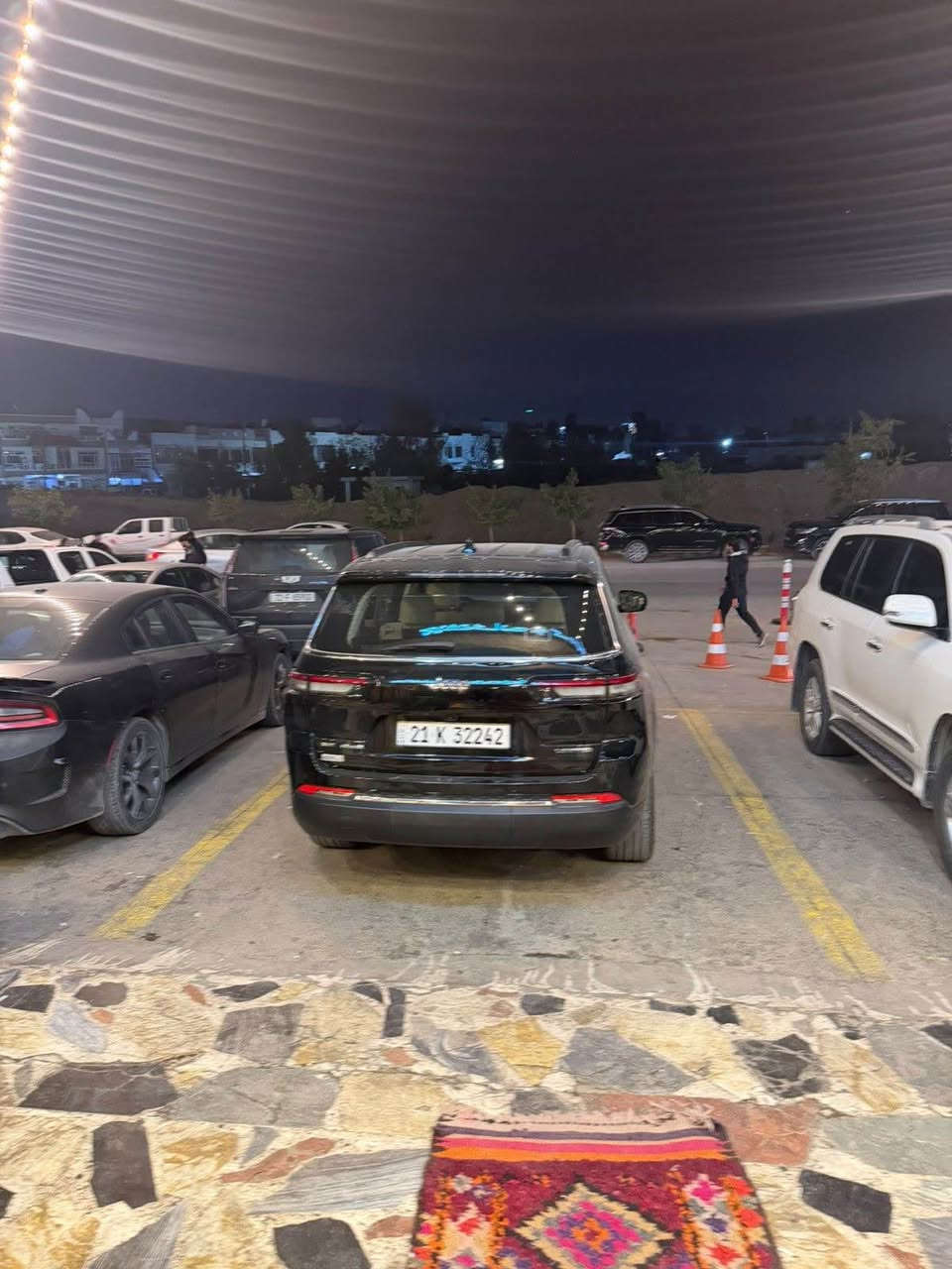 Model 2021 mwasafat long limited rashi qatran sharika harleem clean tittle hichi nya 38 hazar mile roishtya 
موديل ٢٠٢١ مواصفال طويل لمتد فول فول كلين تايتل وكالة هارلم  مكفول ماشية ٣٨ الف مايل  
رقم تلفون:*********** أربيل, العراق
