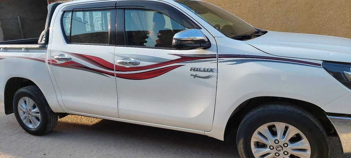 تيوتا ٢٠٢٠ سياره جديده وكفالة  كير اوتماتيك رقم بصره تحويل مباشر  ساس فول  مواصفات ماشيه ٨٠ الف كيلو متر سياره كلش  جديده كله  على بلاد شرط سبير مانزل مكينه بلاد ما محطوط عليه صبانه مكان السيارة البصرة قضاء المدينة 
***********     ***********
