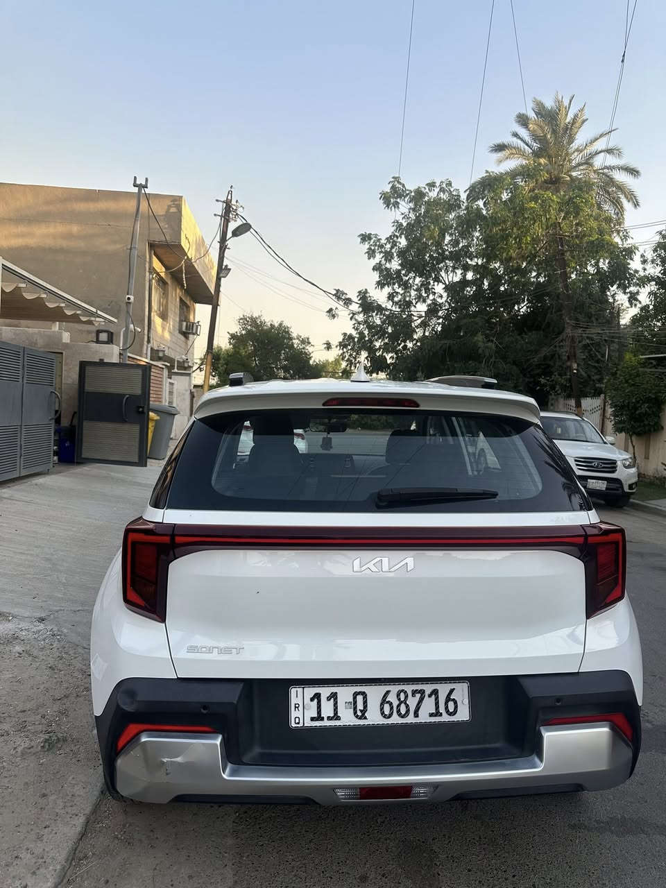السلام عليكم

كيا سونيت للبيع

موديل 2024

محرك 1500 دبل نوزل تنفس طبيعي

مواصفات:

دخول بصمة

بصمتين لسيارة

تشغيل السيارة عن بعد

كامرة خلفية دوارة

شاشة اصلية نظام اندرويد اوتو ابل كار بلي فتحة يو اس بي و بلوتوث

شاشة اعطال

حساسات امامية خلفية

التبريد شاشة اوتو (قطعتين امامي وخلفي)

مانع انزلاق ESC و ABS 

2 ايرباك

مثبت سرعة

مساعد نزول منحدرات

تحكمات ستيرن

قياس ضغط الإطارات

تشغيل مصابيح اوتو

مري شفط واشاير بالمري 

ماشية 19 الف

بيها طخة بسيطة بالدفيوزر موضح بالصور

ضمان الدوليه

السعر 23مليون ونص
للاستفسار

***********

