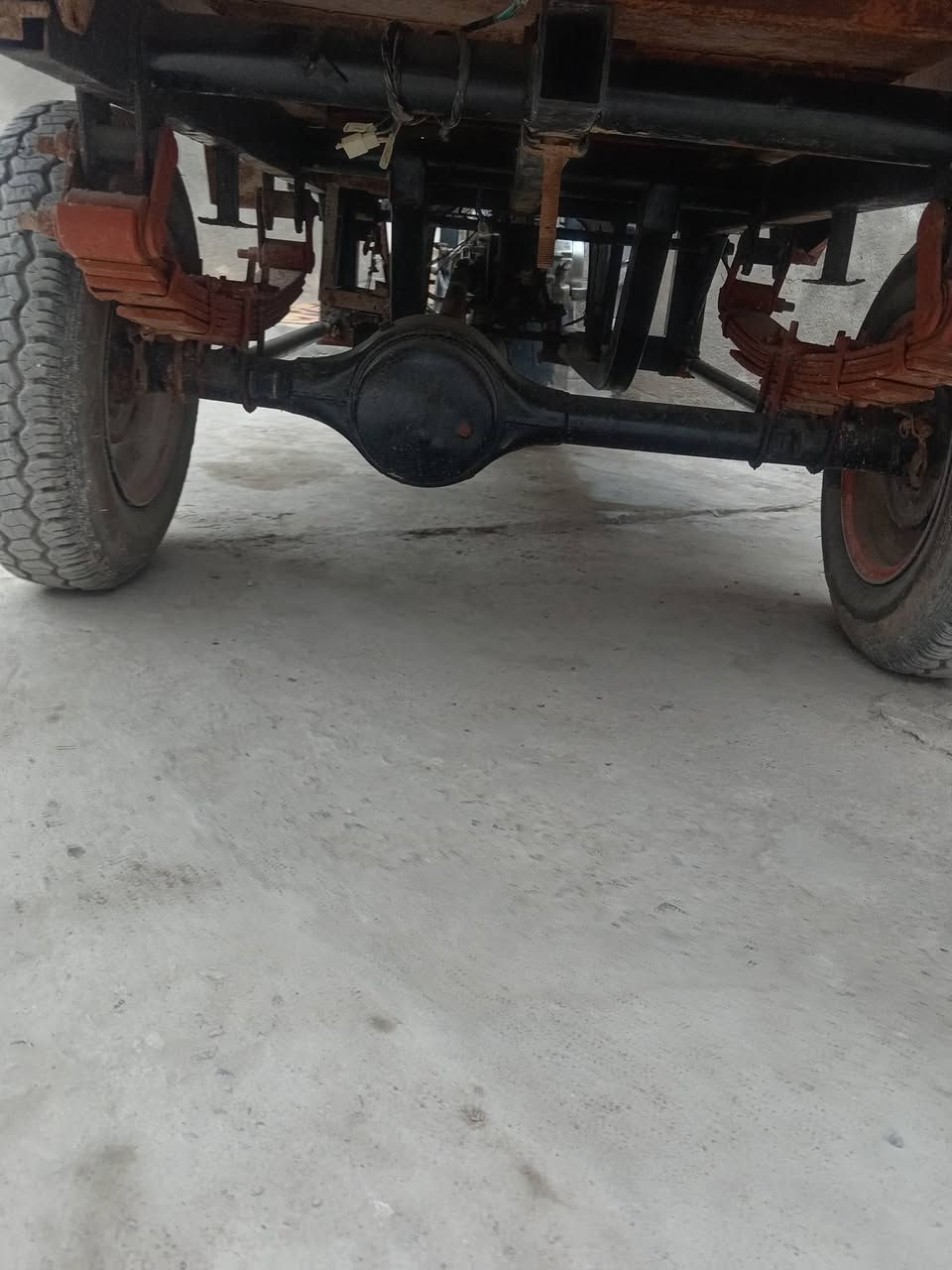 سلام عليكم
ستوته ليفان مديل 12للبيع رقم بيض  مكينه جديده  مكان لبصره شط لعرب 
تايرات جدد سدر كله جديد ضفيره جديده نقصه باتري فقط 
كسل لطش باقي تفاصيل عله رقم ***********
بي وتساب
