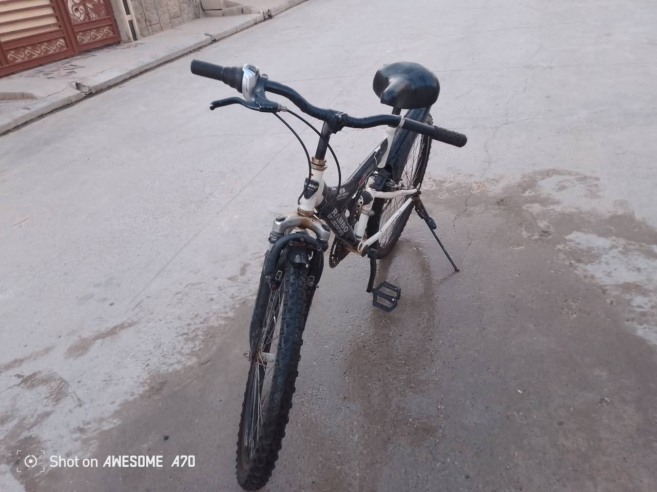 السلام عليكم بايسكل للبيع سعر 45 وبي مجال للشراي


**إذا كنت صاحب هذا الإعلان وتريد حذفه لأي سبب، رجاءا أرسل رسالة إلى الدعم الفني**