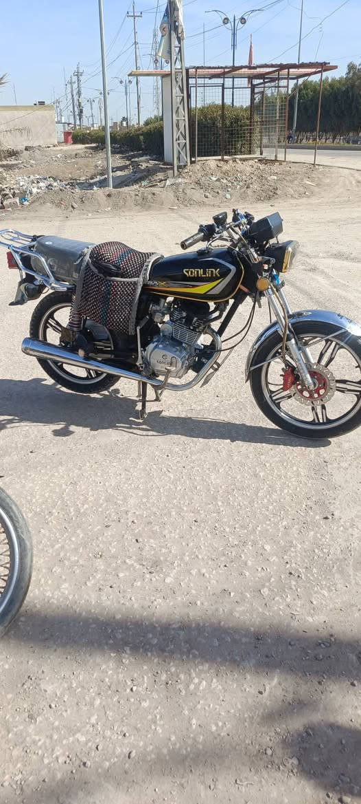 دراجه نضيفه وحلوه 23 محرك مامفتوح للبيع ***********
