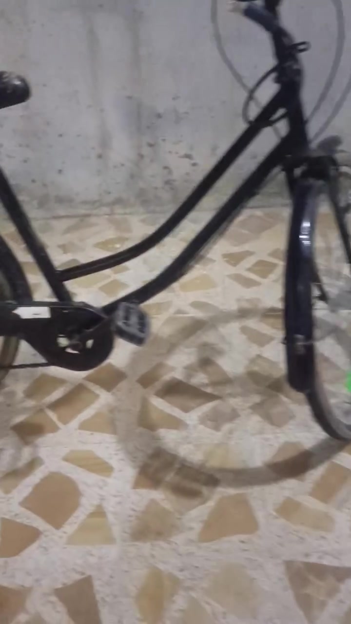 بايسكل للبيع شغال كلشي السعر 110 وبي مجال شي قليل


**إذا كنت صاحب هذا الإعلان وتريد حذفه لأي سبب، رجاءا أرسل رسالة إلى الدعم الفني**