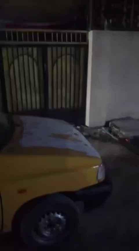 دار البيع بلدية  مساحه 300متر مربع
وجه 15متر  بحي الاسراء بلزبير شارع 20متر

يحتوي على اربع غرف نوم 
وصاله ومطبخ    وديوان طول13متر 

صحيات كراج 
معه مشتمل يحتوي على غرفه وصاله ومطبخ 

معاملة كامله واصله التثمين الطابو 

السعر  140مليون وبيه مجال 
للاستفسار حسين سلمان الحمودي ***********
