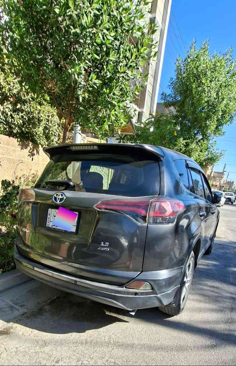 السلام عليكم 
راف فور 2018 وارد امريكي
مكينه 2500 بنزين فقط
ماشيه ١٥٥ الف كم
الحادث خلفي 
رقم بغداد
السعر (160$)
***********
