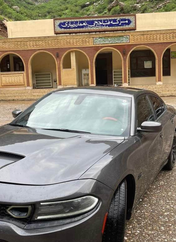 جارجر 2017 Srt  V8 
ماشيه 65 ميل حقيقي 
السياره نظيف حيل 
كير و محرك مكفول 
بيها 4 قطع صبغ 
القماره واكع عليها بنيد من كدام بيها صبغ 
السعر 148 
مكان زاخو 
*********** زاخو, دهوك
