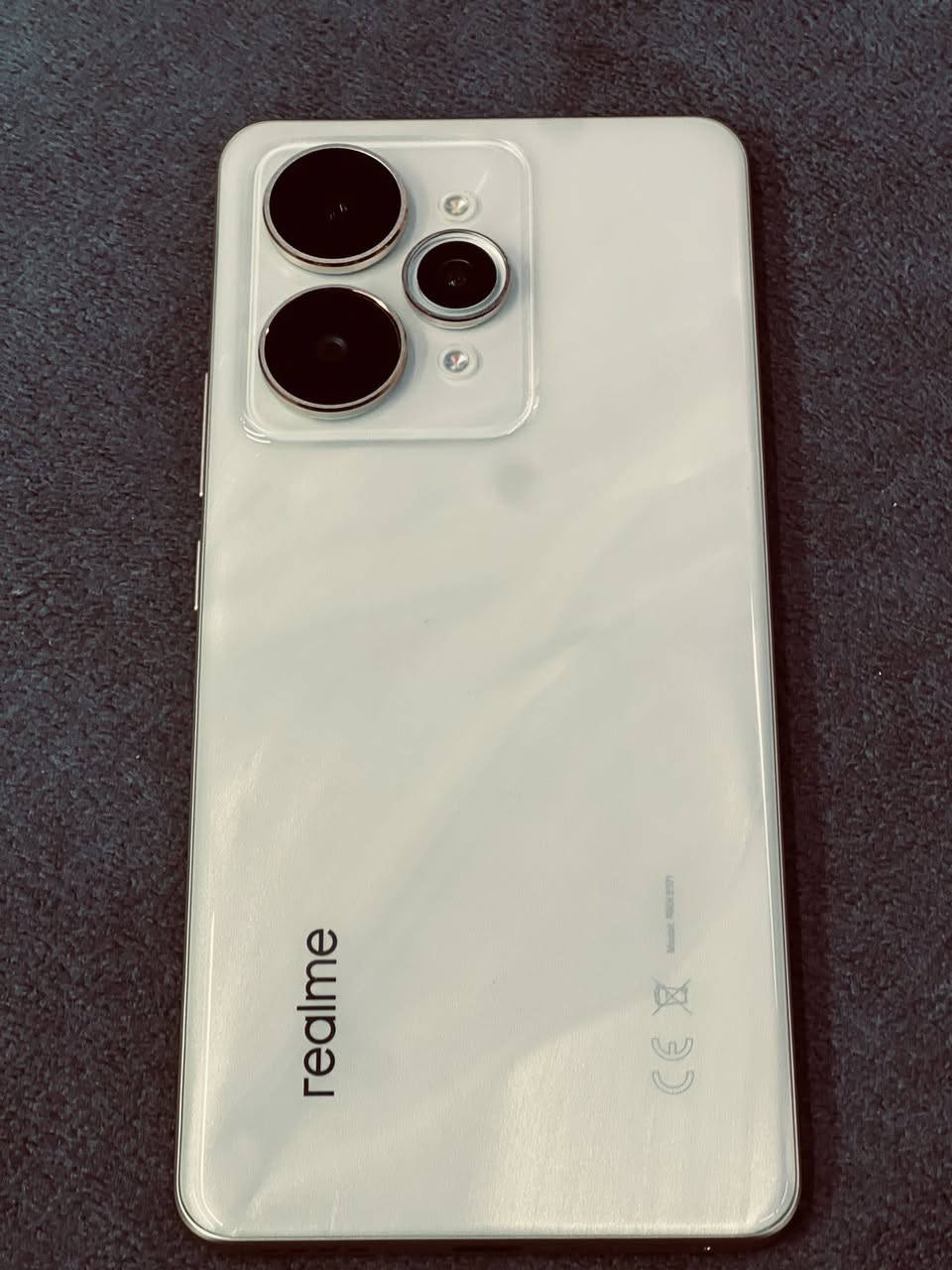 ريلمي ١٥ برو فايف جي
ذاكره  ٥١٢
رام ١٢+١٤
جهاز شرط ممفتوح 
فقط بي هاي الشامه بل شاشه 
السعر ٣٤٠
***********
