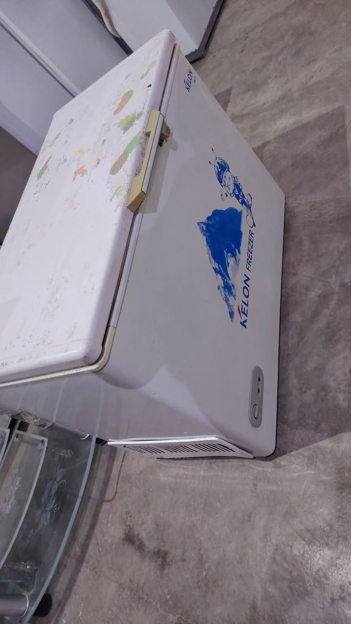 معرض رافع التميمي للاثاث المنزلي الجديد والمستخدم العنوان الحويجه فلكه شارع اطباء مقابل مجمع القادسيه
للمفروشات . . ***********.
