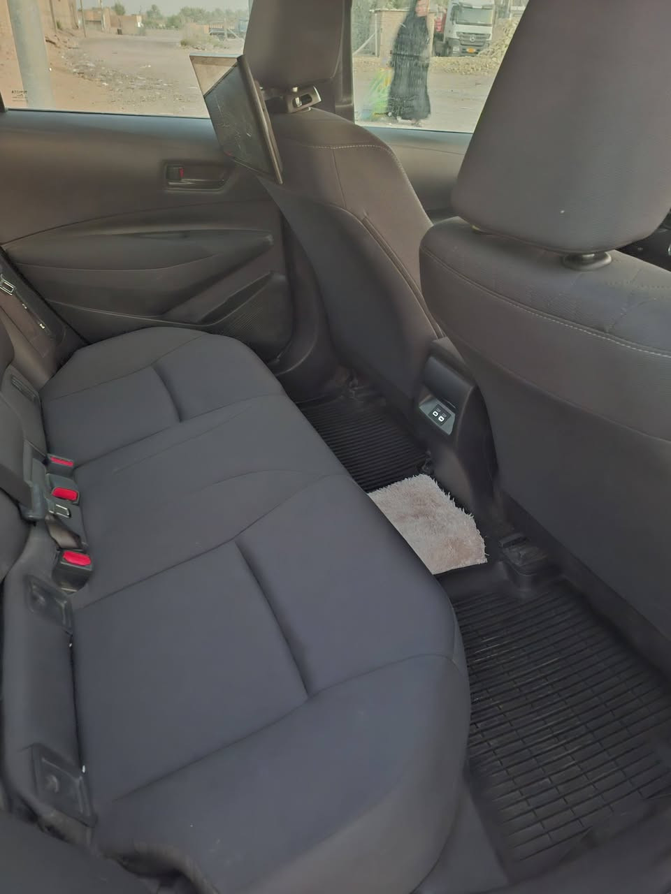 السلام عليكم
كورلا وارد امريكي بسمي منفيس بدون رقم حادث كما موضح في الصور تبديل بنيد وصبغ يعني قطعه وحده بس ماشيه ٢٥ الف Le نوع السياره موديل ٢٠٢٤ السعر  ١٤٧ وبيه مجال اتصل *********** بغداد
