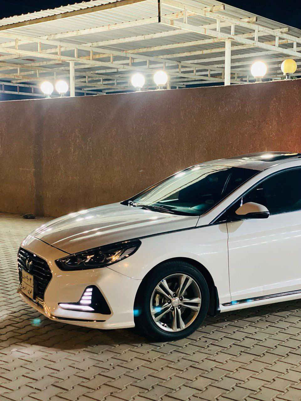 للبيع سوناتا موديل 2018 وارد امريكي 
ضرر  بنيد معدل ومصبوغ فول مواصفات 
الاخير 1/1 بصمه تشغيل فتحه سلايت 
اشاير بالمري كشن جلد كهربائي لايت 
زنون ويل كروم السياره جاهزه الاخير
مكينه كير حداده تخم تاير جديد باتري جديد تبريد تدافئه وجديده
المكان النجف السعر  143 وبيه مجال بسيط
الاستفسار***********
