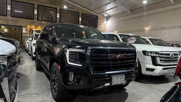 السلام عليكم 
 

2022 جي ام سي AT4
GMC /AT4 
فول 1/1 
جكات 
دوس كهرباء 
صندوق كهرباء 
شاشة عداد ديجيتل 
4 كامرات 
سايد بريك دكمة 
كشنات خلفية + امامية كهرباء 
كشنات تدفئة تبريد 
سايد بريك دكمة 
قيادة ذاتية 
اوتو هولد 
بنوراما 
ثلاجة 
جديدة كلش السيارة + مغلفة PPF

السعر 48 ألف دولار وبيها مجال 

***********
