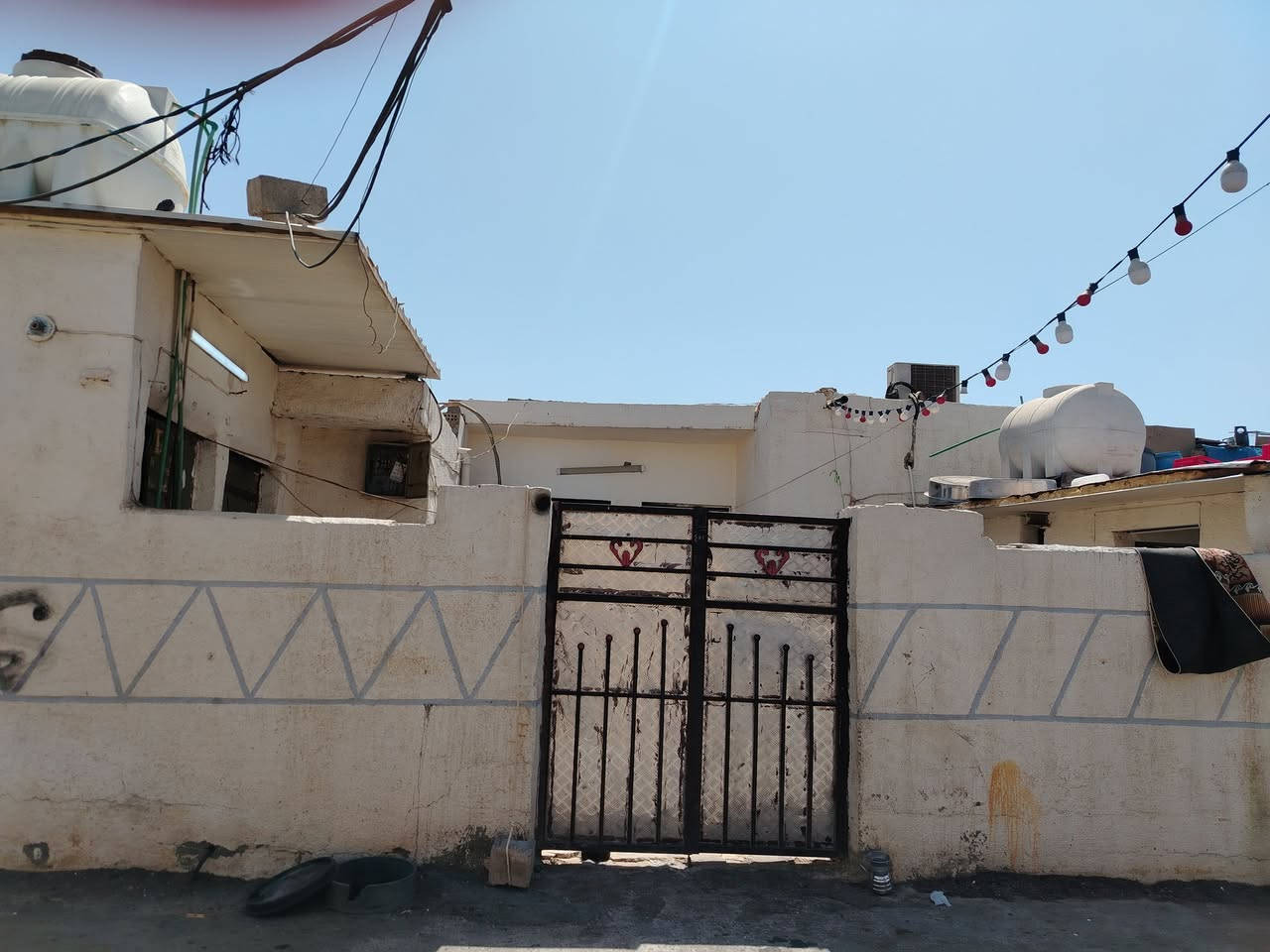 .
سلام عليكم
🏠 دار للبيع
📍 الفضيلية - شارع فرن الأحمر قرب سيد ديوات
📐 المساحة: 275 م²
📞 للاستفسار والاتصال:
***********

