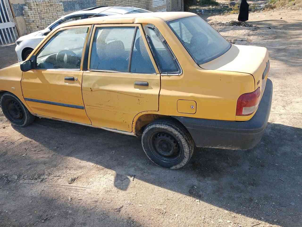 سلام عليكم سايبه موديل 12 كير مكينه خير من الله رقم احمر رعيه موجود بس مالي دخل بل هيه والغرامات ابيع كوم حديد السياره جهزه مكان السياره نجف رقم الموبايل *********** السعر 11 وبيه مجال
