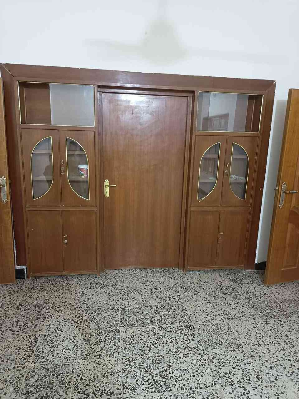 للبيع معرض وجهين مع الباب +بوفيه حطاطه ٣متر جديده السعر قيم بل يسونه


**إذا كنت صاحب هذا الإعلان وتريد حذفه لأي سبب، رجاءا أرسل رسالة إلى الدعم الفني**