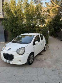 جيلي باندا الموديل 2012 رقم بغداد انكليزي هزة وسنوية جدد كير ومحرك مكف...