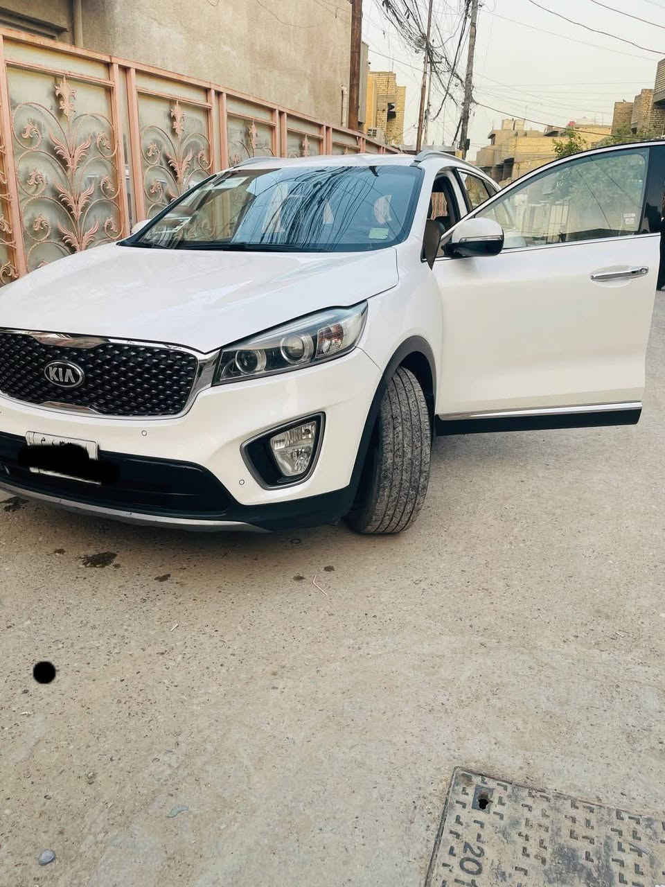 سلام عليكم سورنتو للبيع
موديل 2015 شكل 2016
السياره نضيفة وخير من الله
 رقم بغداد ألماني
بصمة أبواب
بصمة تشغيل
تحكم ستيرن جهتين
شاشة كبيره
بيهة نضام سبورت
محرك 2400.  4 سلندر
كامره بك
سبعة راكب
3 قطع تبريد
بردات بلادية
و تبريتهة ثلج
السياره بيهة بس بابا الصدر صبغ أثر شخوط
و مبدل كازكيت
المكينه رجعت بلاديه مال شركه 
السياره خير من الله تاخذهة ربع ما تصرف عليهة السياره تاخذهة تجنيهة

السعر   190 و بيهة مجال 

مكان السياره بغداد البلديات قرب أفران عسل
الهاتف  ***********

تعجبك السياره عله عيني و عله راسي ما تعجبك اعبر المنشور و بدون تعليقات سلبيه
