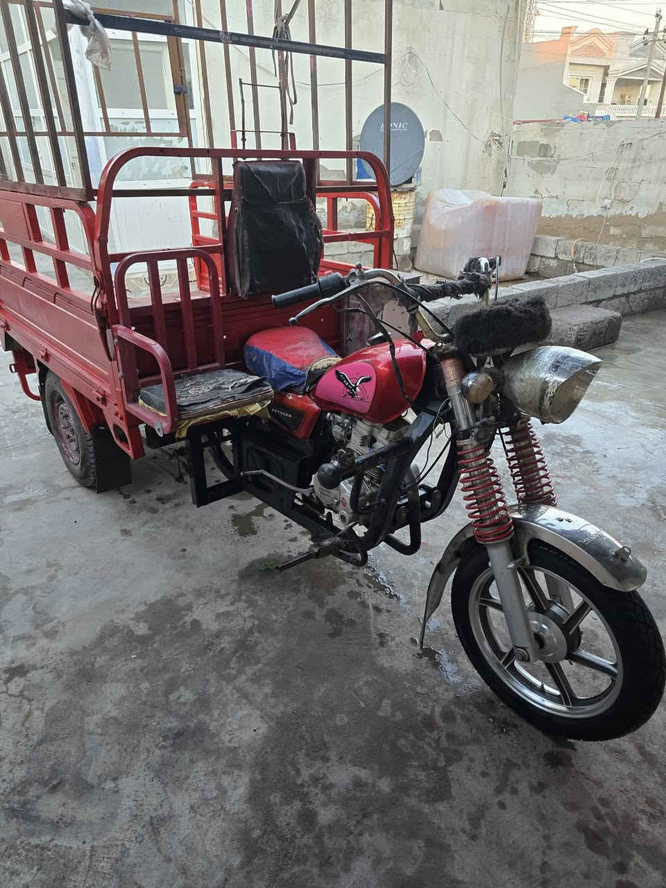 للبيع ستوته منافيس موجود  موديل 2020///محرك موديل 2023//اسعر مليون ميه 1100وتساب ***********
