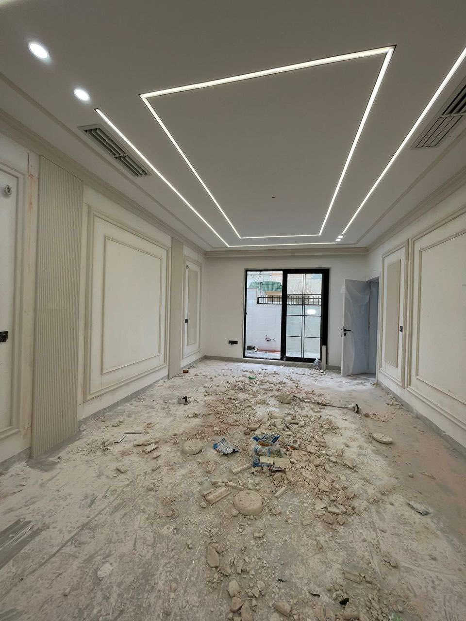 #منزل للبيع في #مجمع #منارة ع سايدين سوق #للنكة جديدة 
https://t.me/ahmadmuftah199 👈
📍 (#مركز مدينة #أربيل –

📏 #المساحة: 200متر 
🔹 يتكون من:
🛏️ #استقبال و6نوم
🛋️ هول واسع
🍳 مطبخ
🚿 صحيات

📜 البيت طابو – يسجل باسم أي شخص يحمل الجنسية العراقية 🇮🇶

📞 للاستفسار اتصال أو واتساب:
***********
***********
📲 لمشاهدة بقية العروض مع ذكر الأسعار، انضم إلى قناتنا على التليجرام 
عبر الرابط التالي
https://t.me/ahmadmuftah199 👈
23دفتر بي مجال
