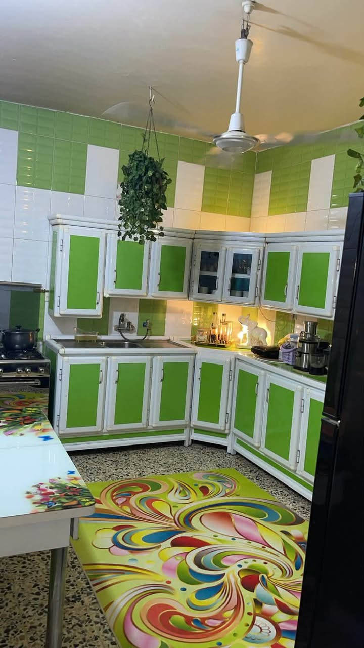 ١٠٠متر للبيع طابقين صب غرفه وصاله وستقبال كاشي وسيراميك وغرفتين فوك
قريب شارع كربله منطقه ٧٣

سعر ١٣٧ مع المجال


**إذا كنت صاحب هذا الإعلان وتريد حذفه لأي سبب، رجاءا أرسل رسالة إلى الدعم الفني**