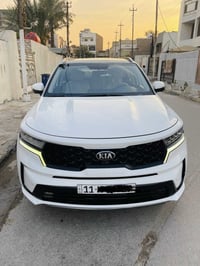 للبيع  كيا سورنتو موديل ٢٠٢١ خليجي  رقم بغداد ماشية ٧٧  فول مواصفات وا...