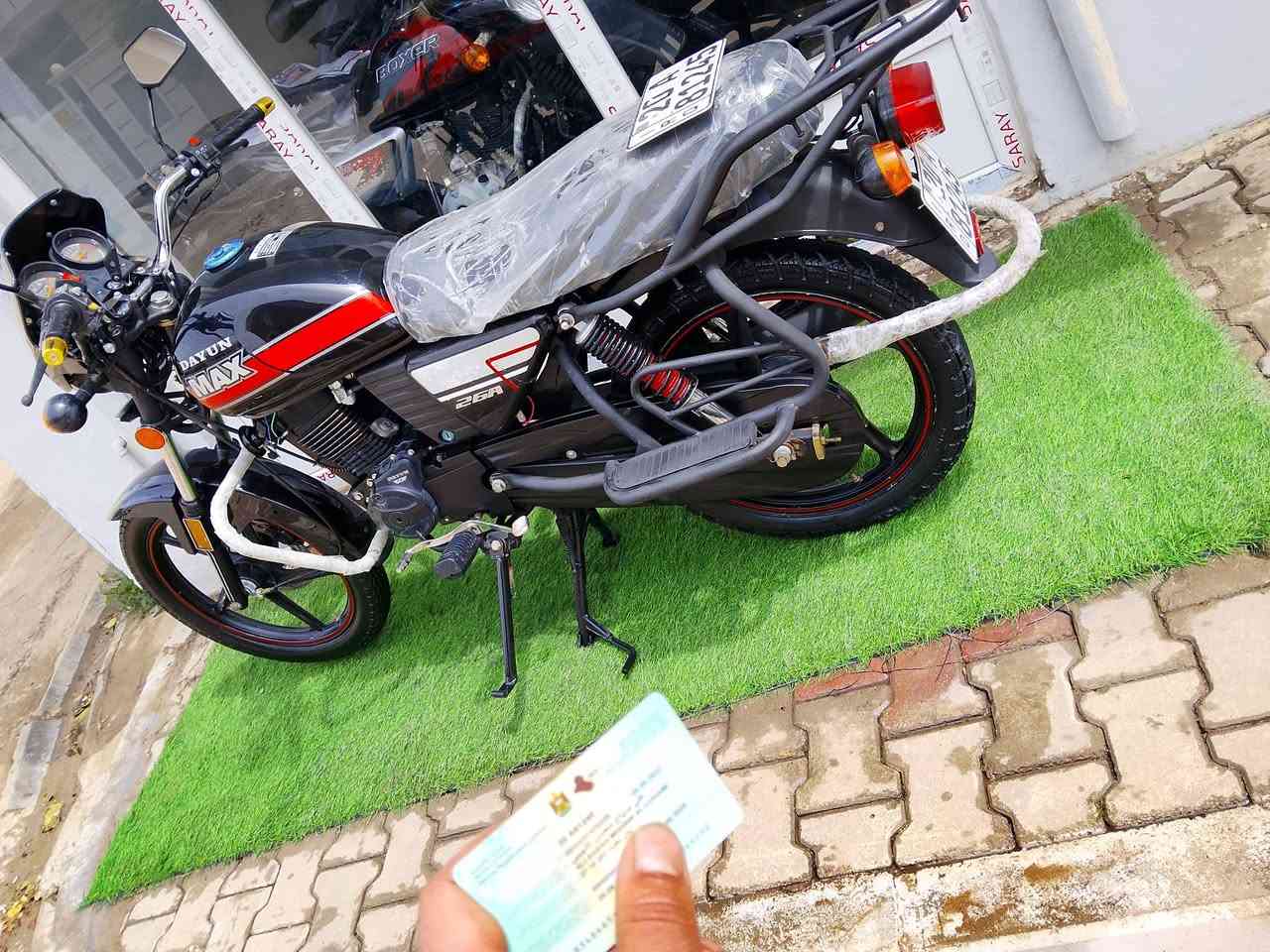 السلام عليكم ورحمه الله وبركاته دراجة نارية دايون مكينة ٢٠٠ سيسي كفالة عامة مرقم كامل انكليزي تحويل ثاني يوم إذ تريد مكاني ديالى خرنابات ورة السيطرة *********** الشراي يتصل ويدلل رجان اخوان الموشراي اعبر المنشور ويتساب موجود تريد عل رصيد
