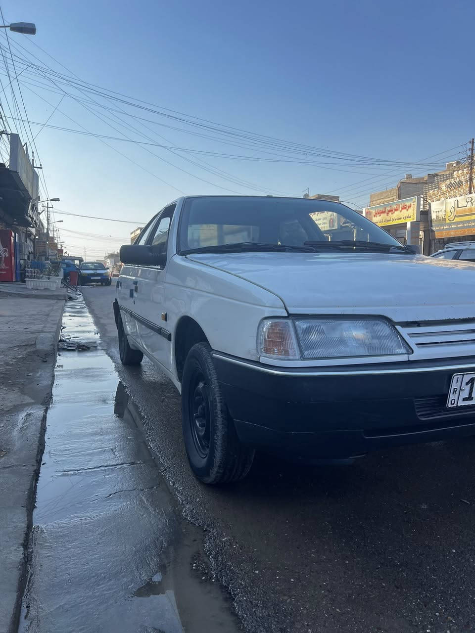 السلام عليكم
بيجو روى 2009

رقم بغداد دولي 

تبريد تدفئ شغال 

كير جديد

سياره باسمي تحويل مباشر 

السعر 30 وبيها مجال 

***********
