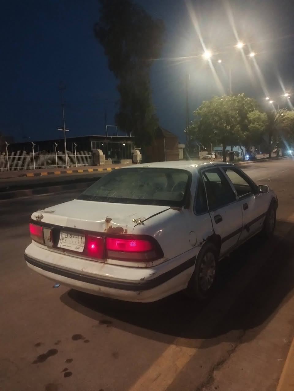 يالله دايو برنس رقم نجف مميز خصوصي  للبيع كير مكينه حلوات حداديه اني مسويه بيدي جديده اكسن حلو كهربائيات كلها شغاله جام ينزل ويصعد وسياره نضيفه وحلوه ومن كل نواحي كامله سنويه كارتونيه مال حائز ثالث فقط وكاله تصير باسمك مابيها مداور سعر ب11 وبيها مجال مكان نجف والشراي يتصل عل رقم ***********
