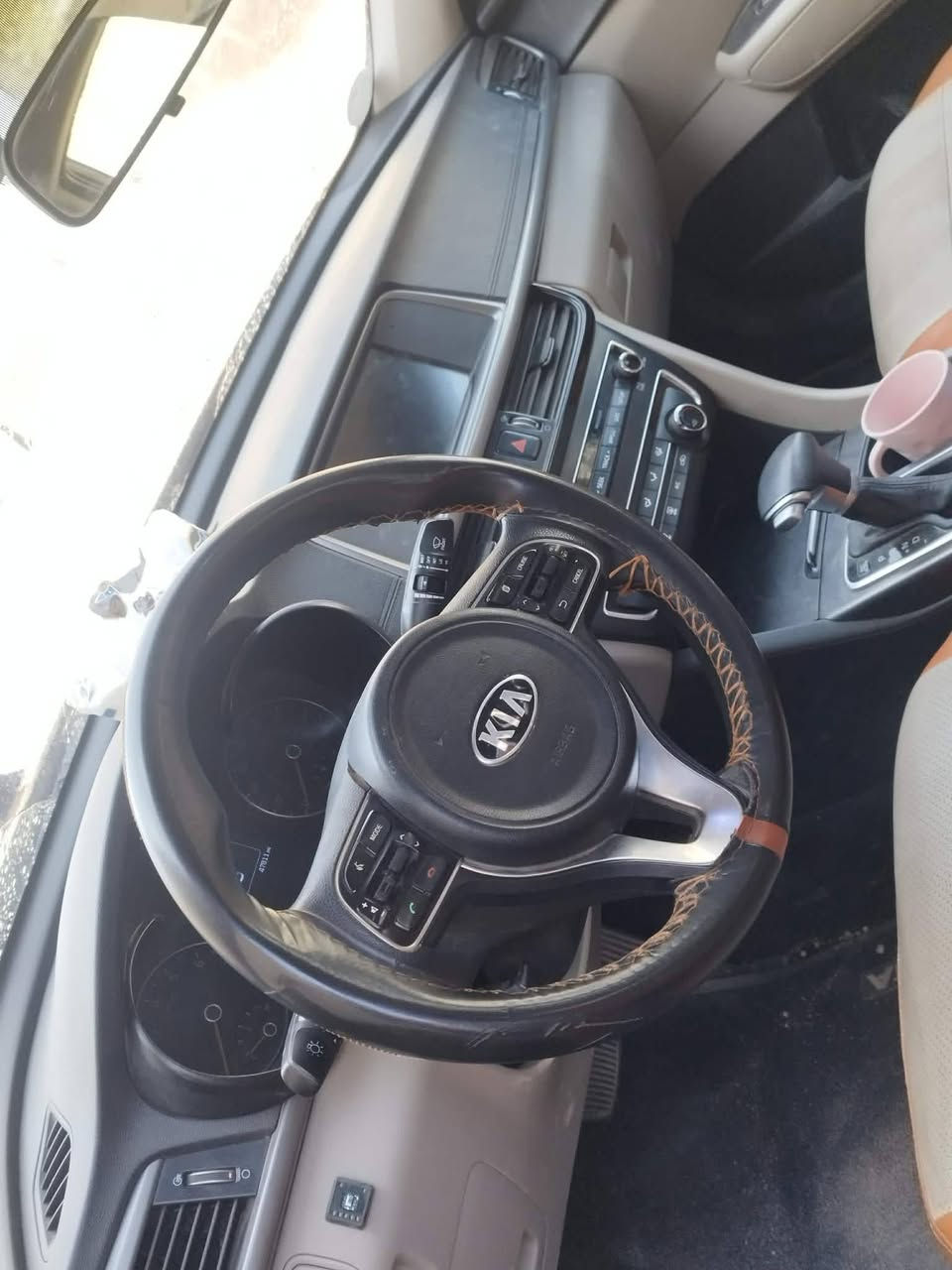 السلام عليكم 
اوبتما ٢٠١٨ وارد أمريكي (رقم بغداد دولي) حادثها بنيد وجاملغ  جهة السايق نفسهن مصلحيهن بدون لغود وشواصي. ماشية ٩٠ ألف
(مكينةGDI خير من الله + منظومة غاز ) كير خير من الله تخم تايرات جدد حدادية خير من الله . 
مكان السيارة ديوانية . 
سيارة جاهزة  
السعر ١٢٢ بيه مجال قليل.
مكلف بالنشر 
رقم صاحب السيارة ***********
