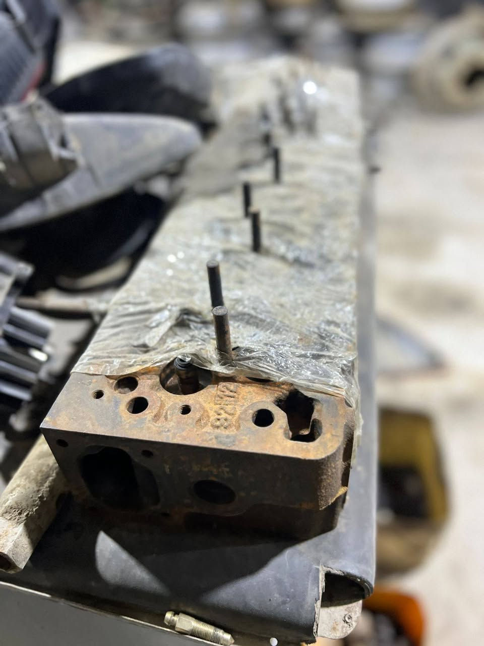 السلام عليكم كاورات هينو 80 وطيره 70 وهينو 75مكاني البصره القرنه ***********
