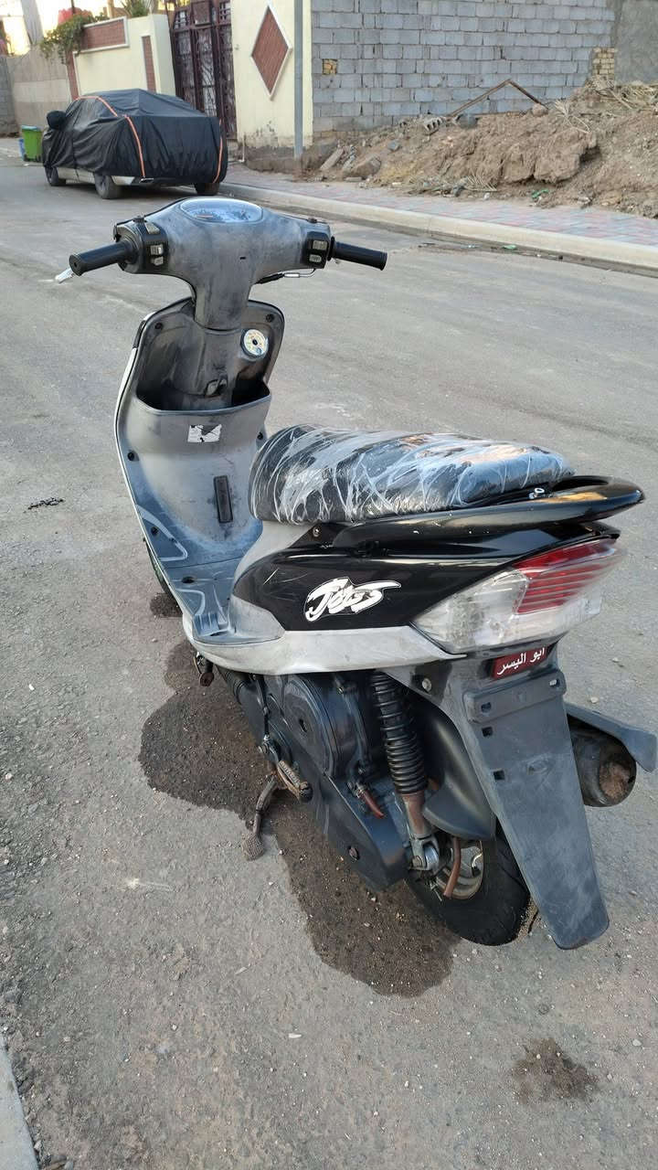 السلام عليكم ماكس منغولي للبيع مامفتوحه شلعه معدل تخبل السعر 750 وبيها مجال مكاني كربلاء طوريج ***********
