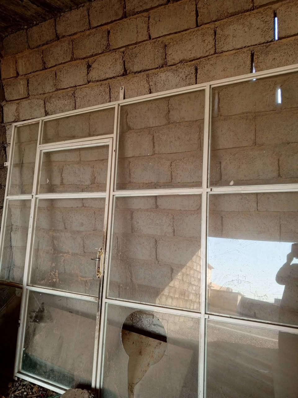 سلام عليكم يوجد جام خانه عدد ثنين للبيع الرقم للستفسار ***********
