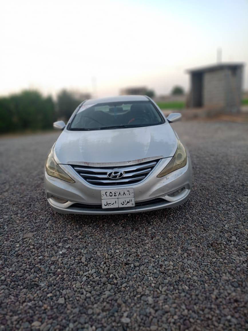 سلام عليكم سياره سوناتا مظلع مدويل عشره مصبوغه حرام لبيع السعر 95بيه مجال شي قليل يرهم مروس بسياره احدث انطي فرق بشهر حسب التفاق ***********
