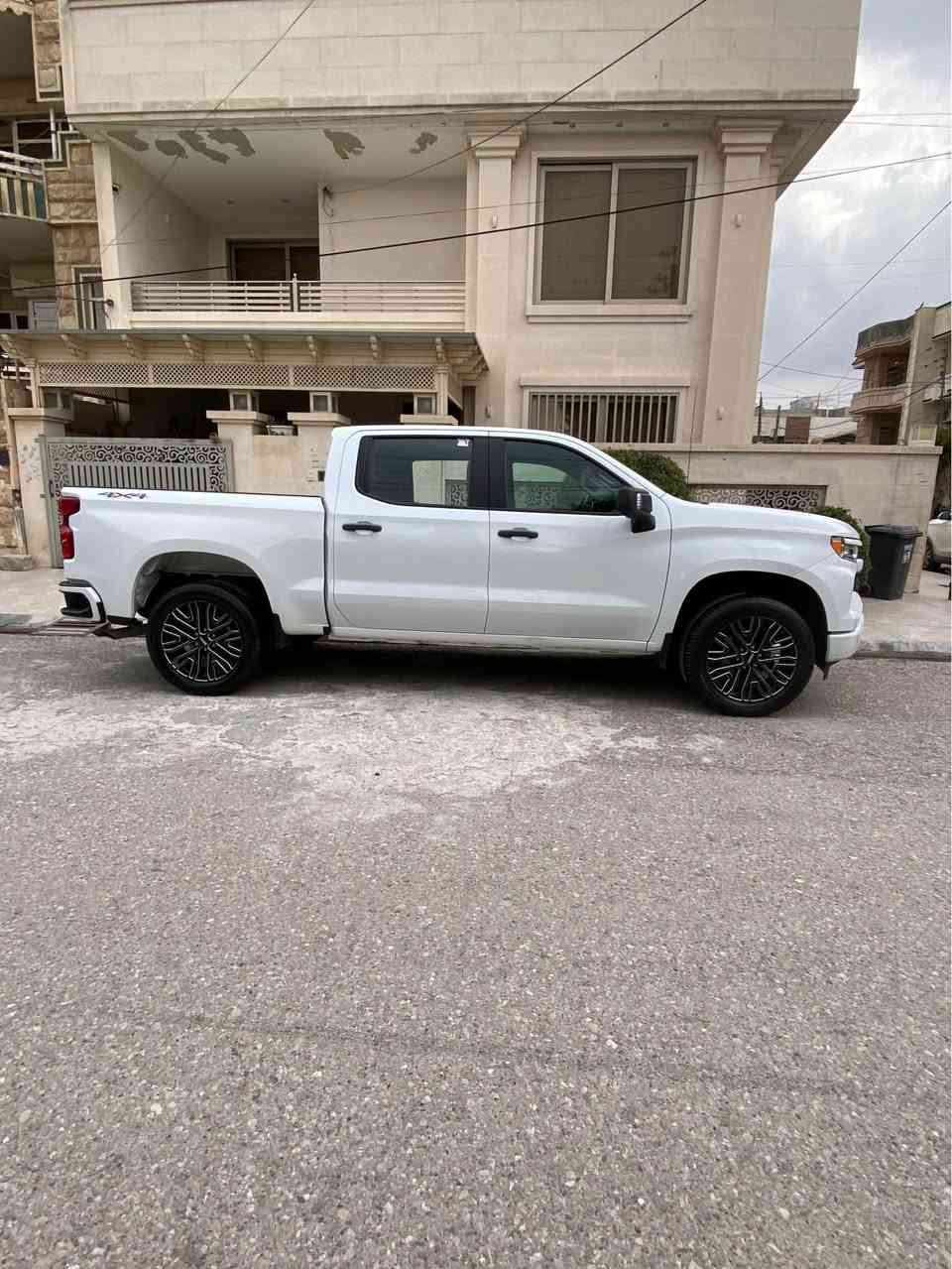 سلفرادو ٢٠٢٢ مواصفات كوستكم باب طويل بدى قصير دبل اكسل لون ابيضّ مواصفات عاديه حجم مكينه ٢٧٠٠ توربو مرقمه جاهز باسمى هزه وًفحص جديده تاخم تاير جديد تحويل غرامه بشرط بونت وجاملغ صبغ وشويه ملاحضات على سياره سياره سعر رخيص و بيع سريع مكان سياره اربيل أربيل, العراق


**إذا كنت صاحب هذا الإعلان وتريد حذفه لأي سبب، رجاءا أرسل رسالة إلى الدعم الفني**