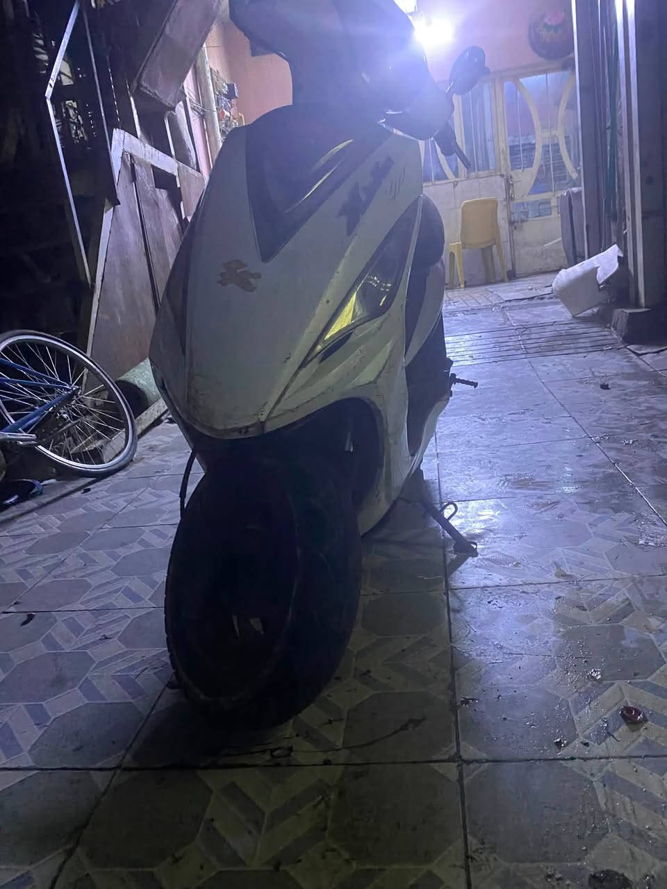 سلام عليكم شباب دراجه كامنكو صيني دراجه حلوه ونضيفه السعر خاص عنوان بغداد الشعب قرب سوق شلال الرقم ***********
