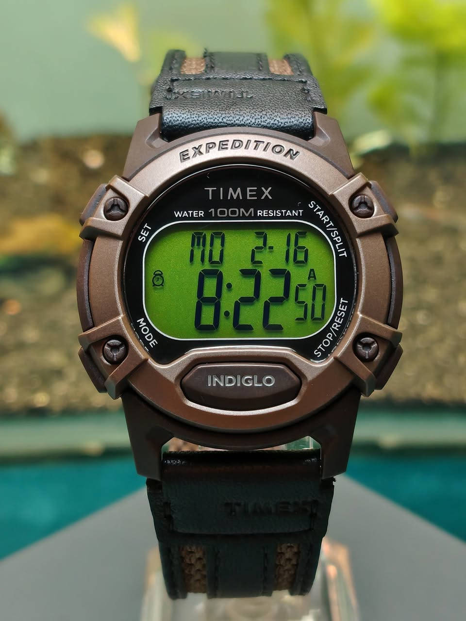 السلام عليكم 

ساعة تايمكس إكسبيديشن كات أصلي جديد

° الوصف
• تم تصميم هذه الساعة الرقمية بتحمل قسوة الاستخدام اليومي و هي ذات مقاومة ممتازة للماء وكذالك الشكل الكلاسيكي الهادئ .

° المعلومات الأساسية 
• القطر 41 مم
• إضاءة داخلية   
• مؤقت العد التنازلي 
• تقويم الشهر واليوم 
• كرونوغراف لمدة 100 ساعة 
• ثلاث منبهات يومية 
• وقت عسكري 24 ساعة
• مناطق زمنية 2
•  عدسة أكريليك 
• شاشة فسفوري الأخضر   
• مقاومة للماء إلى 100 متر 
• سوار كتان و جلد 

جميع الساعات اصلية معا ضمان🤍.

عنوان: - بغداد - مدينة الصدر ـ الأورفلي 
توصيل لجميع المحافظات 
التواصل واتساب *********** 🤍.
